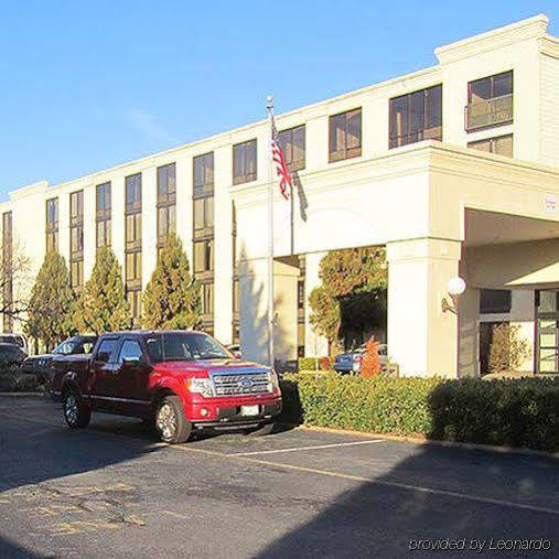 Hotel I-64 Richmond Dumbarton Exteriér fotografie